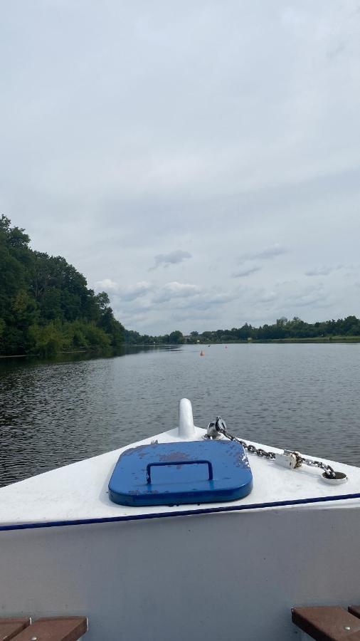 Zouw Hausboat Zakotven -Pouze Ubytovani Roudnice nad Labem Ngoại thất bức ảnh